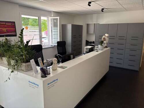 Foto - Büro in Eningen unter Achalm 2.637,50 € 211 m²