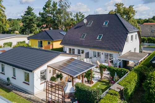 Foto - Haus zum Kaufen in Werneuchen 650.000,00 € 252.95 m²