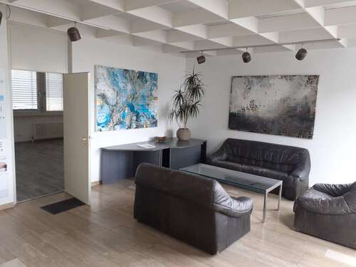 Foto - Büro in Weinstadt 250,00 € 25 m²