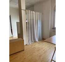 Büro in Köln 420,00 € 8 m² - 420,00 EUR Kaltmiete, ca.  8,00 m² in Köln (PLZ: 50859)