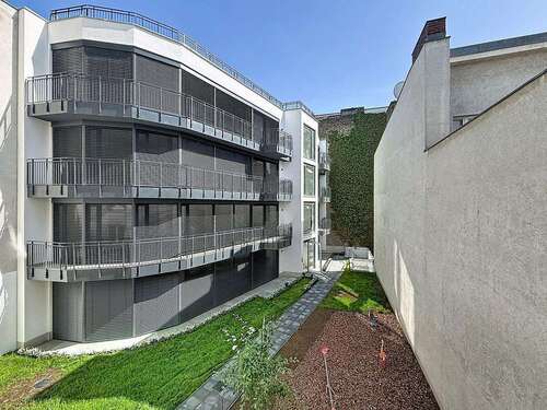Foto - Wohnung zum Mieten in Pestalozzistraße 2.108,00 € 62 m²