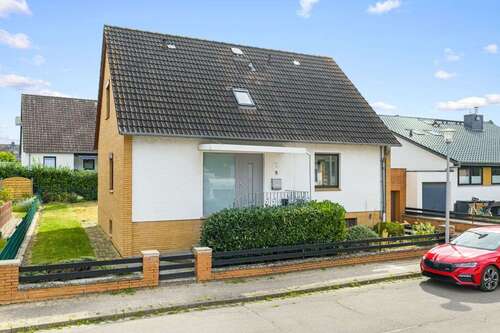 Foto - Haus zum Kaufen in Laatzen 449.000,00 € 145 m²