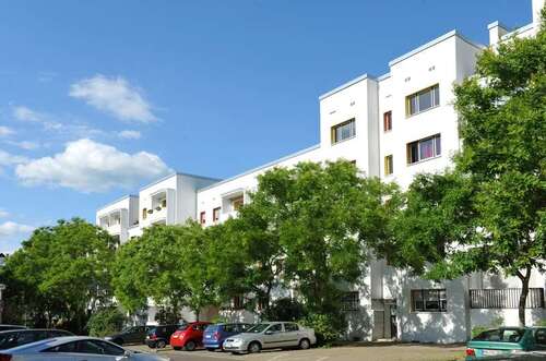 Foto - Wohnung zum Mieten in Halle 393,00 € 45.68 m²