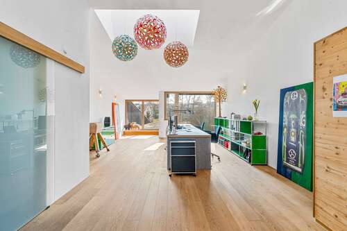 Foto - Haus zum Kaufen in Winnenden 1.099.000,00 € 180 m²