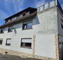 Haus zum Kaufen in Battenberg 135.000,00 € 195 m²