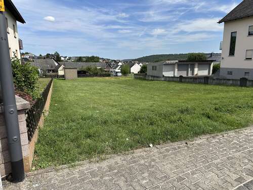 Foto - Grundstück zu verkaufen in Waldbrunn-Ortsteil 85.000,00 € 647 m²