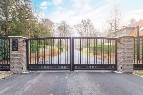 Foto - Haus zum Kaufen in Bremen 1.350.000,00 € 210 m²