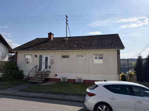 Foto - Haus zum Kaufen in Neunkirchen 252.000,00 € 155 m²