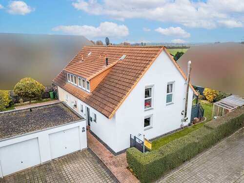 Foto - Haus zum Kaufen in Algermissen 549.000,00 € 200.1 m²