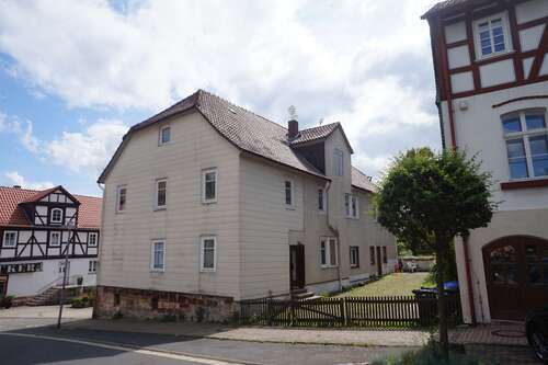 Foto - Haus zum Kaufen in Jesberg 135.000,00 € 291 m²