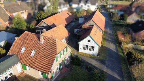 Foto - Haus zum Kaufen in Wietze 298.000,00 € 220 m²