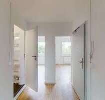 Wohnung zum Mieten in Halle 343,00 € 57.17 m²