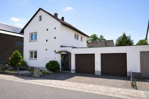 Foto - Haus zum Kaufen in Billigheim-Ingenheim 279.000,00 € 106.96 m²