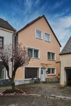 Foto - Haus zum Kaufen in Geiselhöring 300.000,00 € 221.83 m²