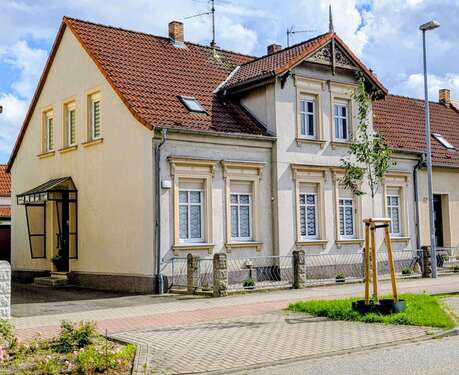 Foto - Haus zum Kaufen in Perleberg 186.000,00 € 160 m²