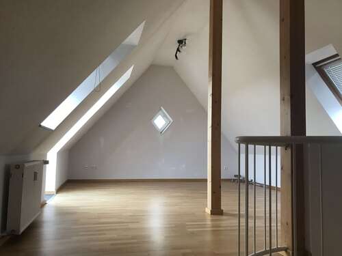 Foto - Wohnung zum Mieten in Burgdorf 681,00 € 84 m²