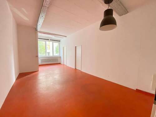 Foto - Büro in München 777,00 € 24 m² - 777,00 EUR Kaltmiete, ca.  24,00 m²