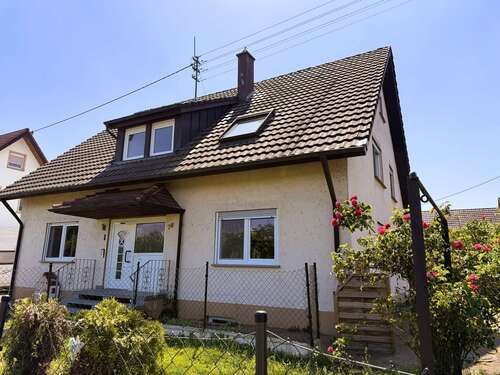 Foto - Haus zum Kaufen in Rheinhausen 619.000,00 € 208 m²