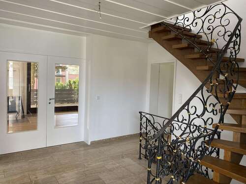 Foto - Haus zum Mieten in Lappersdorf 1.850,00 € 160 m²