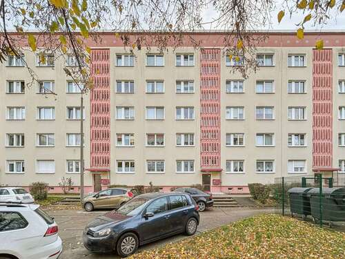 Foto - Wohnung zum Kaufen in Halle (Saale) 59.000,00 € 47.41 m²