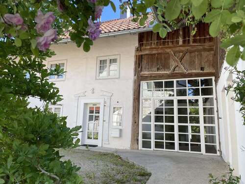 Foto - Haus zum Kaufen in Unterthingau 595.000,00 € 250 m²