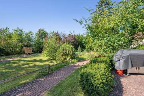 Foto - Haus zum Kaufen in Oberasbach 939.000,00 € 395 m²