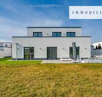 Haus zum Kaufen in Erftstadt Bliesheim 1.290.000,00 € 260 m² - Erftstadt / Bliesheim