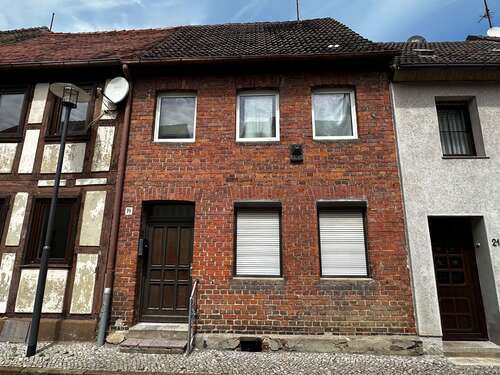 Foto - Haus zum Kaufen in Gardelegen 40.000,00 € 95 m²
