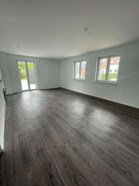 Foto - Wohnung zum Mieten in Elmenhorst 1.645,00 € 128 m²