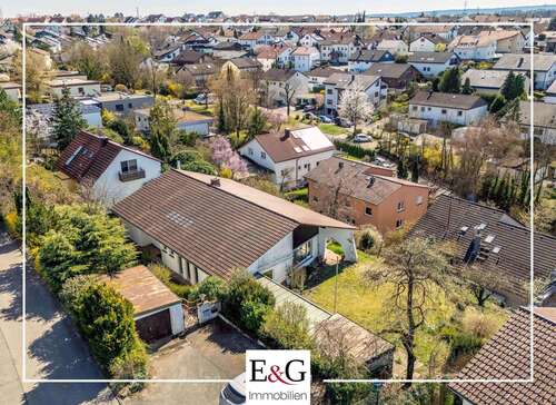 Foto - Haus zum Kaufen in Schwieberdingen 920.000,00 € 223.82 m²