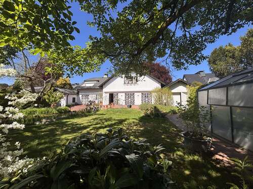 Foto - Haus zum Kaufen in Duisburg 1.150.000,00 € 300 m²