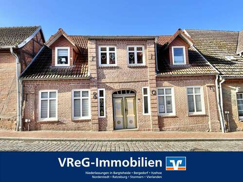 Foto - Haus zum Kaufen in Gadebusch 249.000,00 € 227 m²