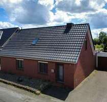 Haus zum Kaufen in Hemmoor 239.000,00 € 179.98 m²