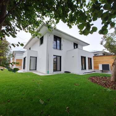 Foto - Haus zum Mieten in Gröbenzell 3.350,00 € 154 m²