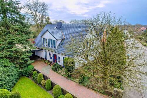 Foto - Haus zum Kaufen in Leer (Ostfriesland) Loga 449.000,00 € 216 m²