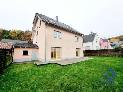 Foto - Haus zum Mieten in Bruchmühlbach 2.900,00 € 287 m²