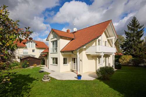 Foto - Haus zum Kaufen in Feldkirchen 1.395.000,00 € 138 m²