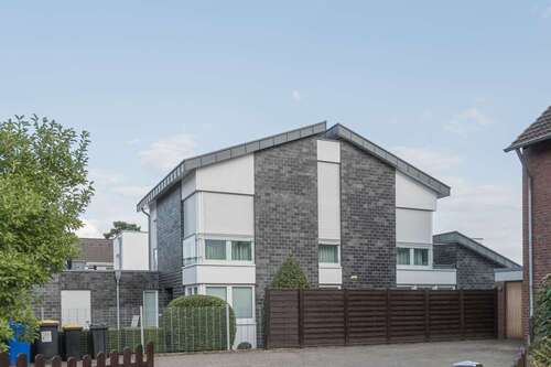 Foto - Haus zum Kaufen in Mönchengladbach 699.000,00 € 160.99 m²