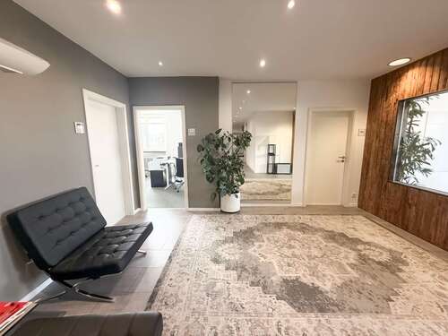 Foto - Büro in Köln 1.150,00 € 45 m² - 1.150,00&nbsp;EUR Kaltmiete, ca.&nbsp; 45,00&nbsp;m&sup2;