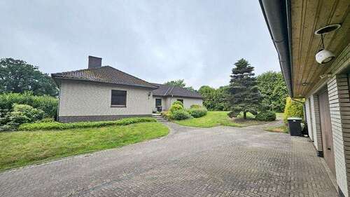 Foto - Haus zum Kaufen in Rhadereistedt 219.000,00 € 153 m²