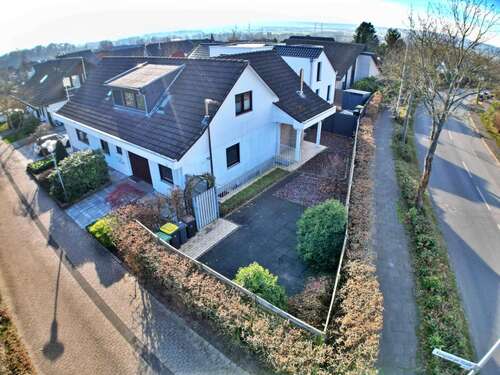 Foto - Haus zum Kaufen in Meckenheim 569.000,00 € 220 m²