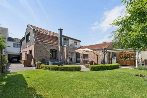 Foto - Haus zum Kaufen in Issum 489.000,00 € 280 m²