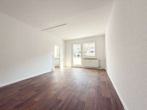 Foto - Wohnung zum Mieten in Plauen 197,29 € 36.2 m²
