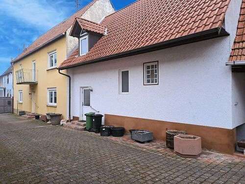 Foto - Haus zum Kaufen in Zeiskam 369.000,00 € 210 m²