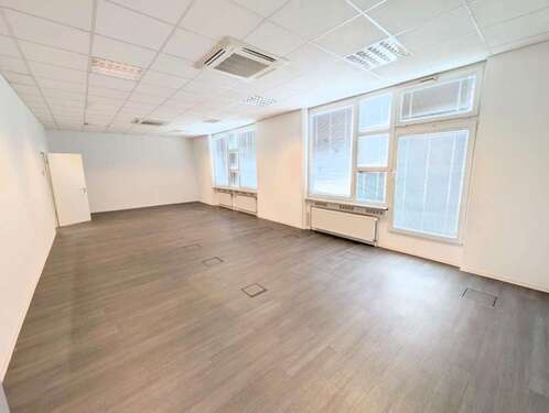 Foto - Büro in Schönefeld 2.205,00 € 150 m²