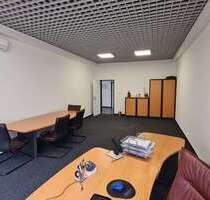 Büro in Mönchengladbach 330,03 € 34.74 m²