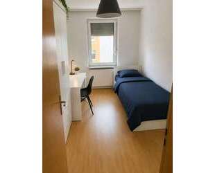 WG-Zimmer in Nürnberg 600,00 € 9 m²