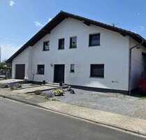 Haus zum Kaufen in Hürtgenwald 369.000,00 € 197 m²