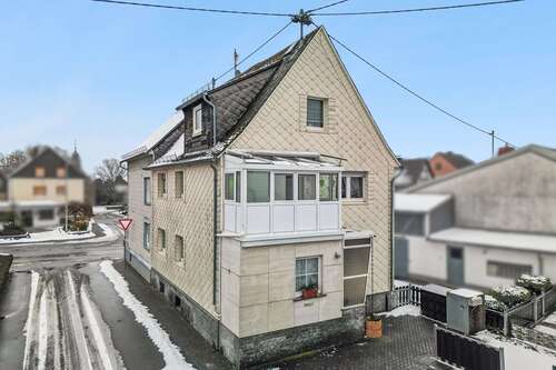 Foto - Haus zum Kaufen in Langenscheid 189.000,00 € 119 m²