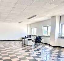 Büro in Friedrichsdorf 6.198,80 € 303.68 m²